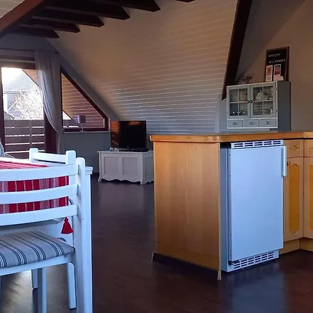 Ferienwohnung-ostseestrand-in-stein-bei-laboe *