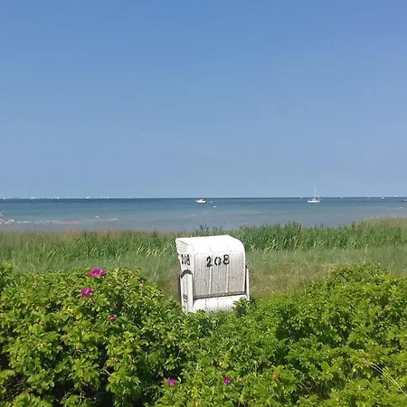 Ferienwohnung-ostseestrand-in-stein-bei-laboe