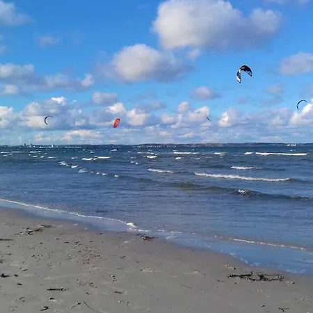 Ferienwohnung-ostseestrand-in-stein-bei-laboe Штайн